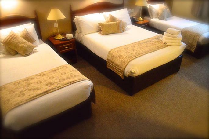 Hotel Къраклоу Екстериор снимка
